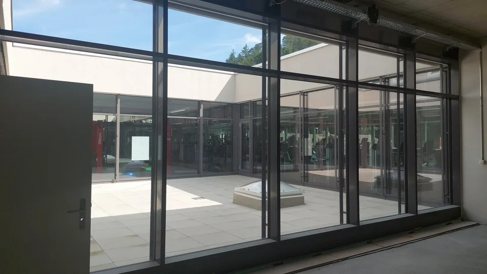 Spazio per studio/ ufficio al 1° piano sulla Bernstrasse a Heimberg