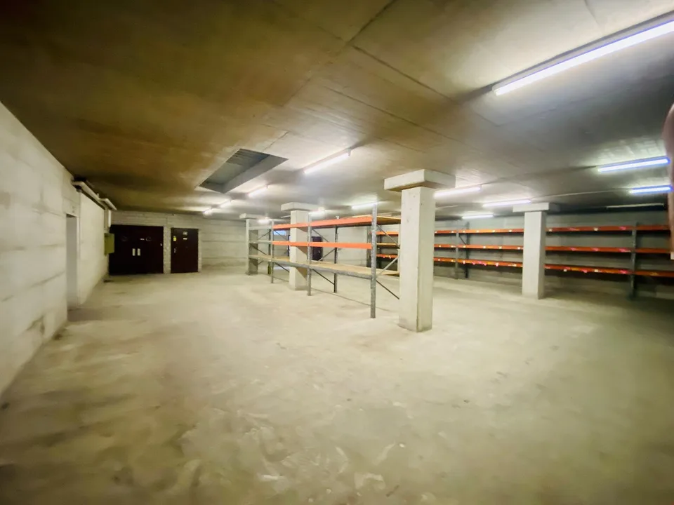 CENTRALLY LOCATED WAREHOUSE SPACE