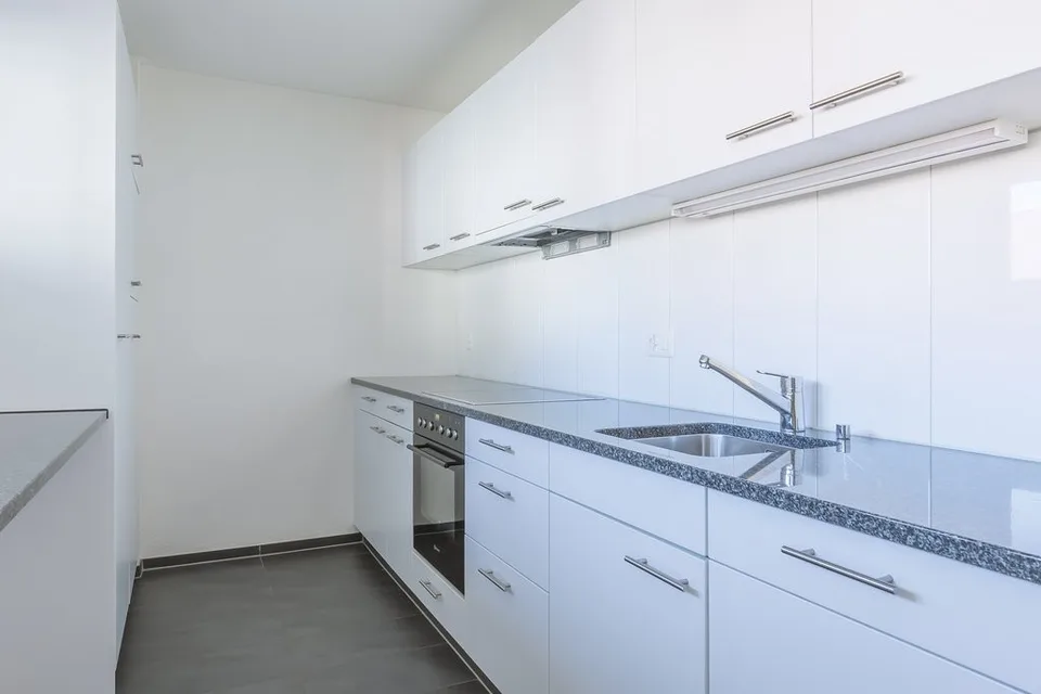 Wunderschöne 4.5-Zimmerwohnung mit grossem Balkon – Foto 2 von 11