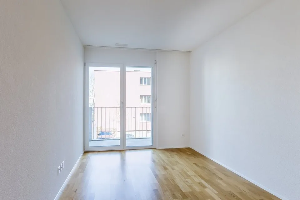 Wunderschöne 4.5-Zimmerwohnung mit grossem Balkon – Foto 10 von 11
