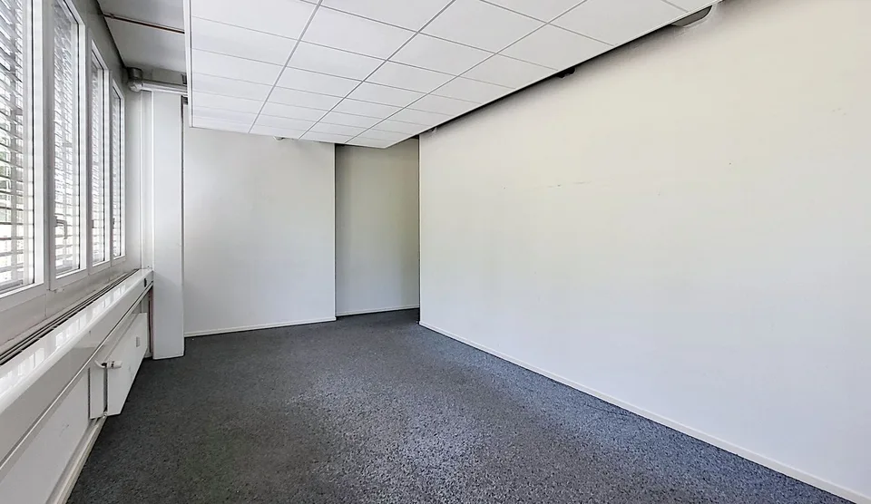 Befahrbare Gewerbeflächen im TechCenter Reinach!