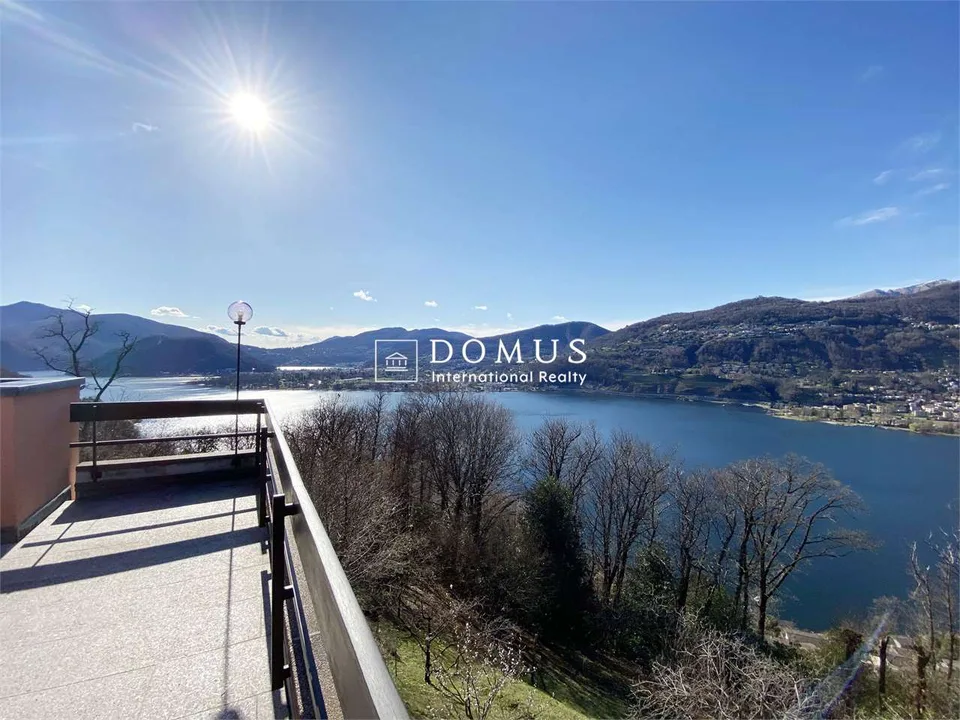 Imperdibile terreno edificabile con vista lago