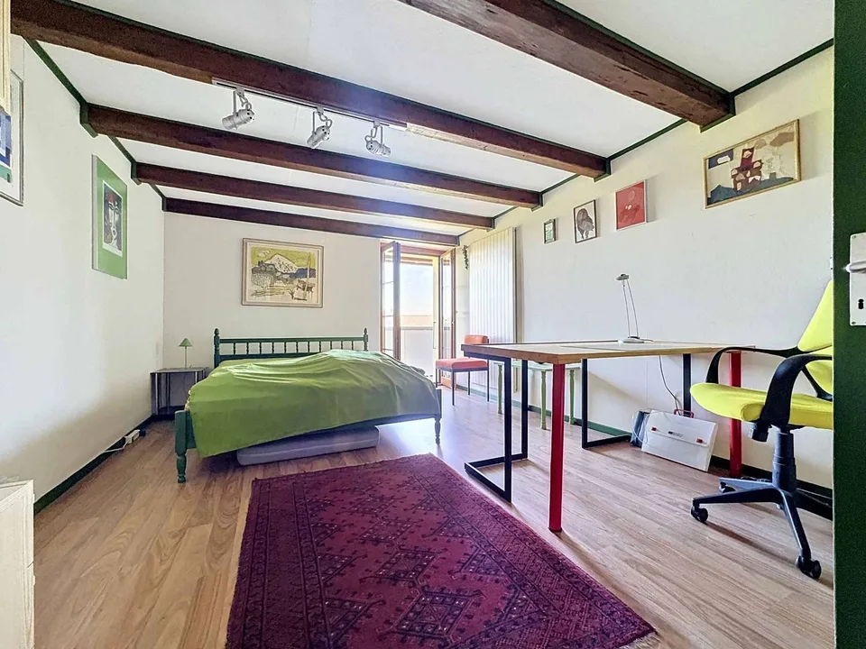 Maison de 6.5 pièces avec potentiel de construction – photo 21 of 26