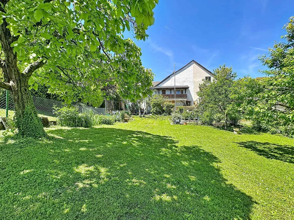 Maison de 6.5 pièces avec potentiel de construction