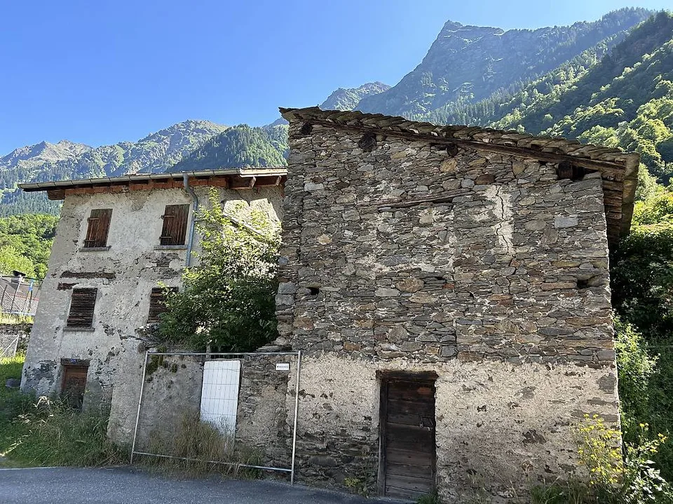 Mesocco, Andergia, vendesi casa