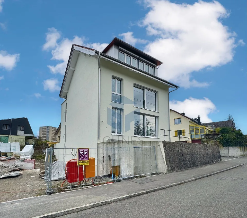 Stilvolle 5.5-Zimmer-Maisonette in Windisch