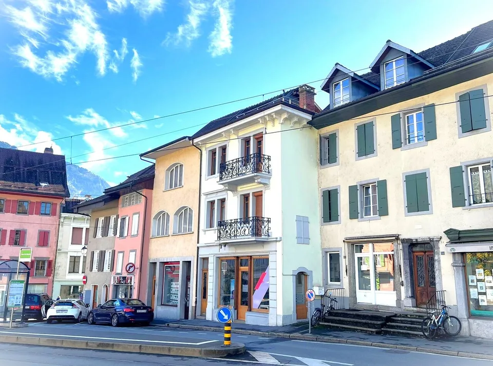 Immeuble de rendement au centre de Bex