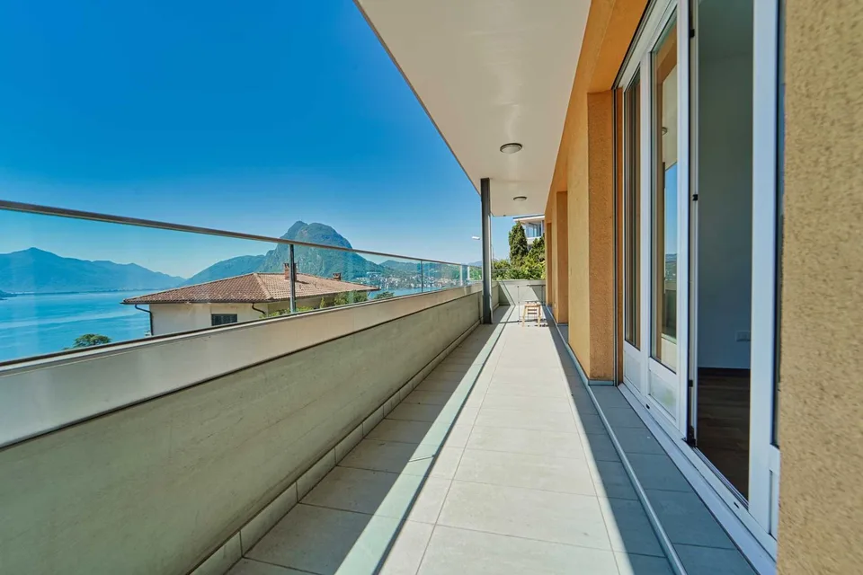 Einladendes Apartment in Castagnola mit herrlicher Seesicht