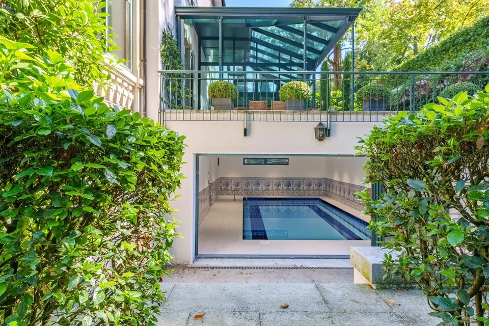 Bellissima casa del XIX secolo in pieno centro città con piscina interna