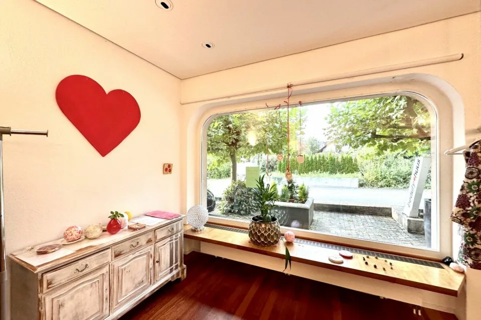 Multi-generation house in an attractive location – photo 7 of 30