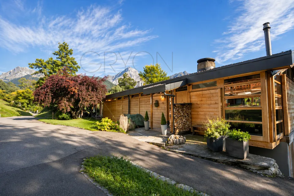 Rareté à Gryon - chalet rénové, vue Dents du Midi et grand jardin
