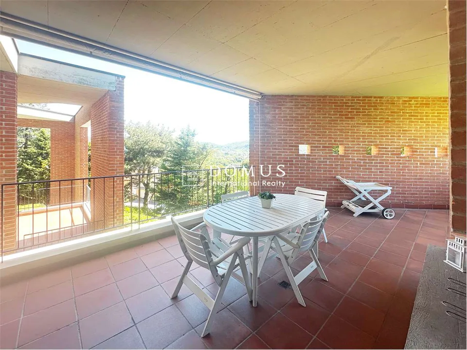 Architektonische Villa mit Panoramablick