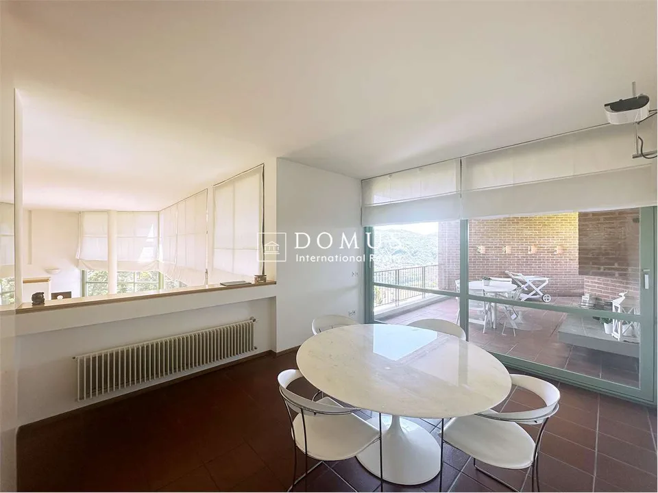Architektonische Villa mit Panoramablick
