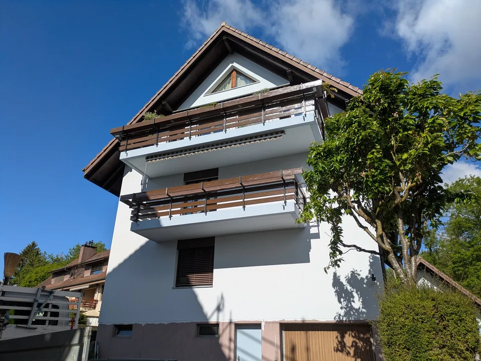 Affascinante appartamento di 3 camere con piscina/sauna comune e garage a Dotzigen