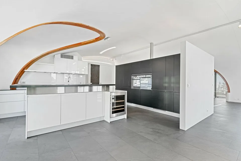 Penthouse moderne avec vue panoramique !