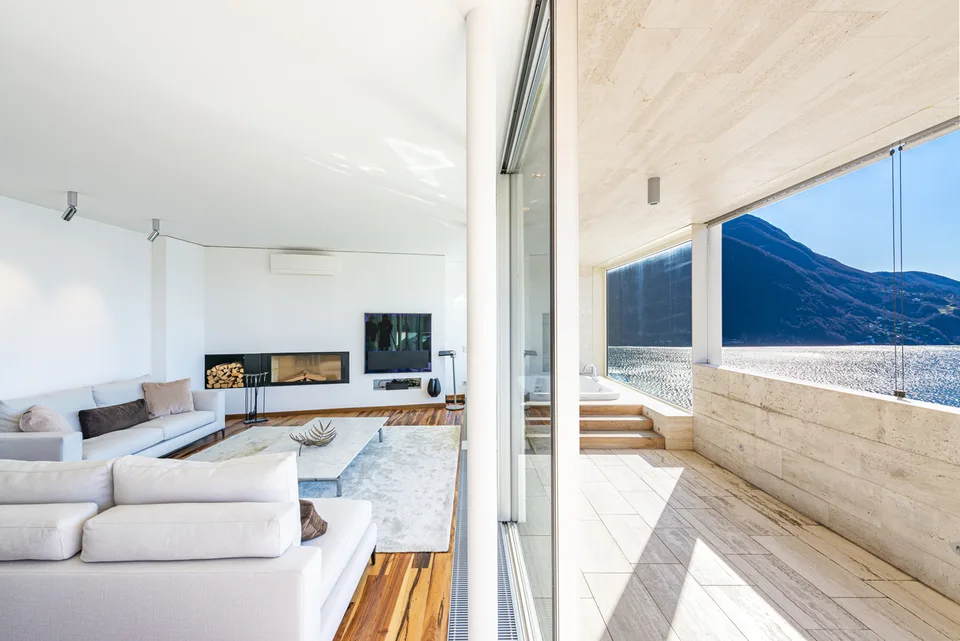 Residenza Executive: Penthouse con vista panoramica sul Lago di Lugano