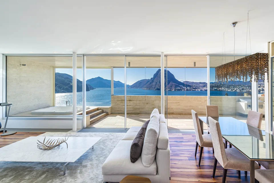 Residenza Executive: Penthouse con vista panoramica sul Lago di Lugano
