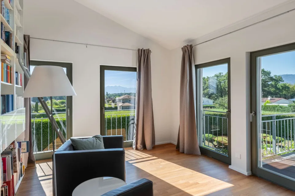 VANDOEUVRES - EXCLUSIVITE - Magnifique villa avec vue sur le Mont-Blanc – photo 19 sur 25