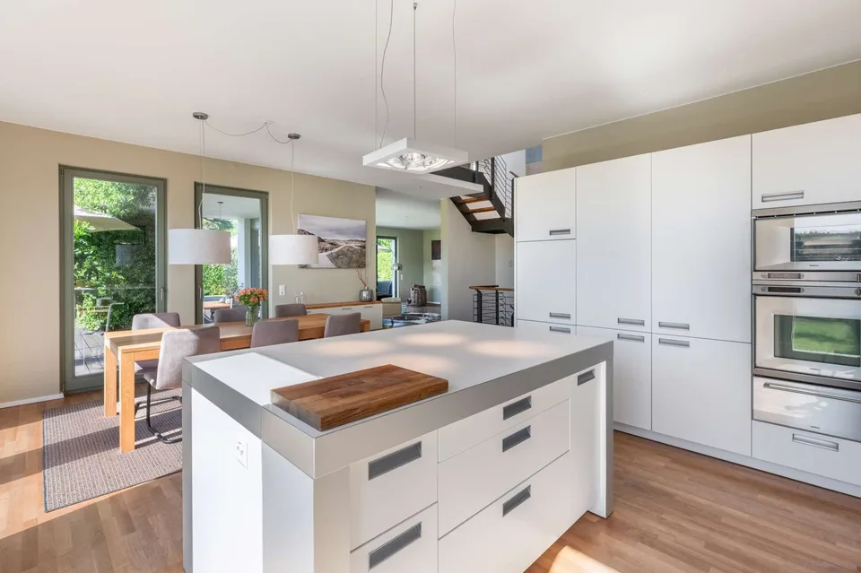 VANDOEUVRES - EXCLUSIVITE - Magnifique villa avec vue sur le Mont-Blanc – photo 8 sur 25
