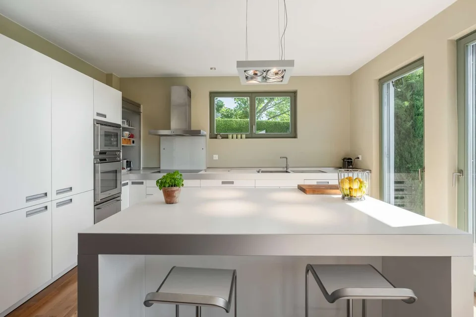 VANDOEUVRES - EXCLUSIVITE - Magnifique villa avec vue sur le Mont-Blanc – photo 7 sur 25