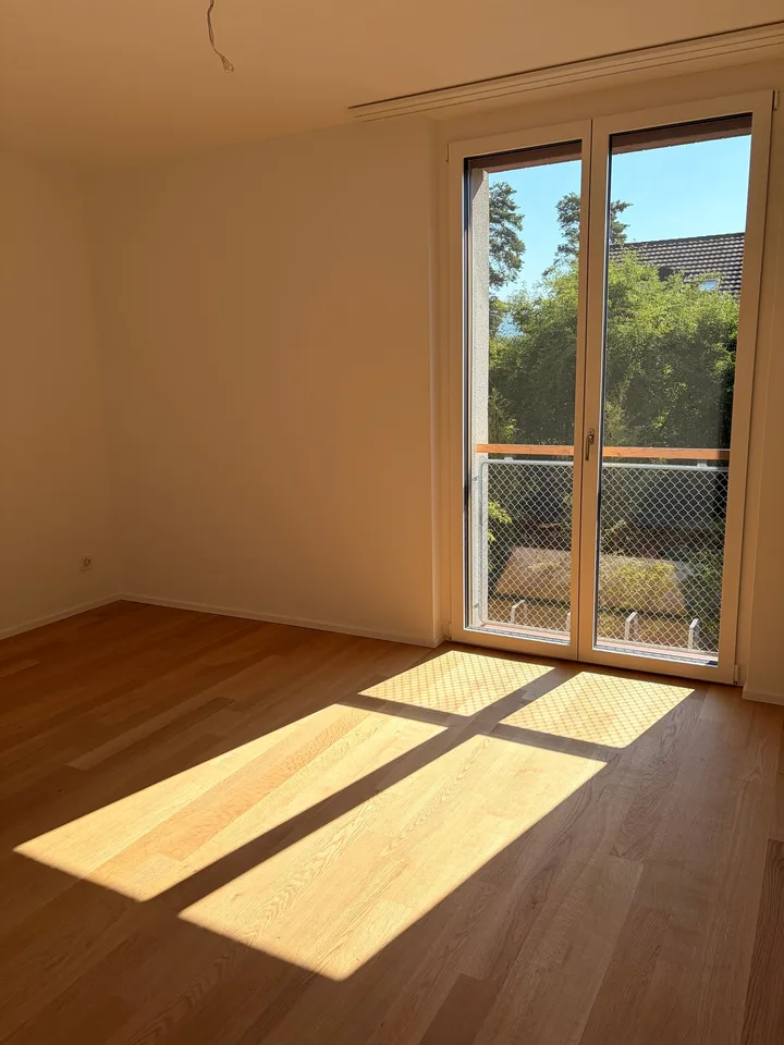 Appartamento W4 ¦ Proprietà immobiliare temporanea (WAZ) ¦ Promozione estiva fino al 15.09.2026