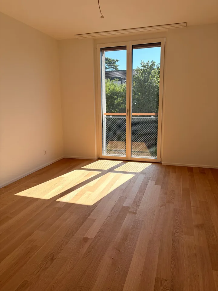 Appartamento W4 ¦ Proprietà immobiliare temporanea (WAZ) ¦ Promozione estiva fino al 15.09.2026