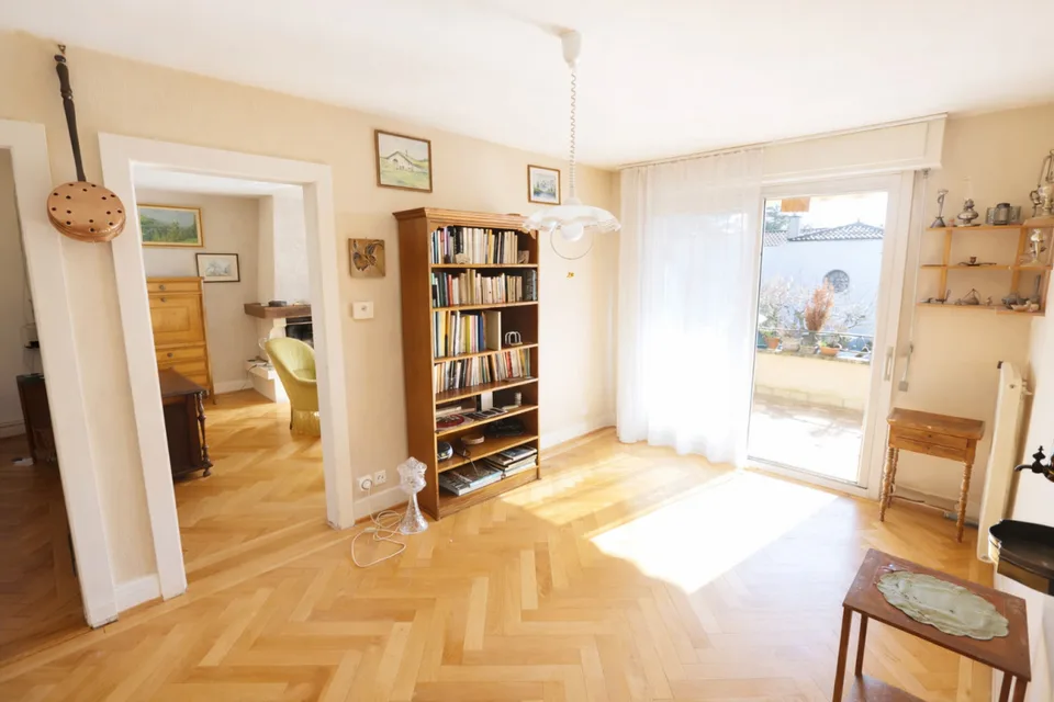 Einzelvilla mit 4.5 Zimmern in Lausanne - Chailly