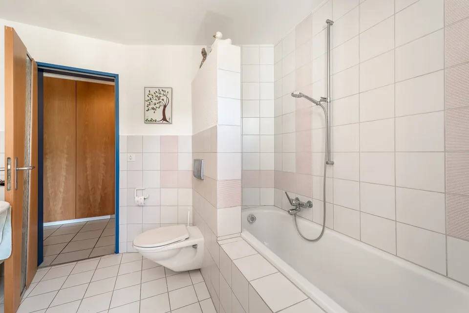 Casa unifamiliare di 6,5 locali alla periferia del villaggio, in una posizione elevata con vista panoramica – foto 13 di 13