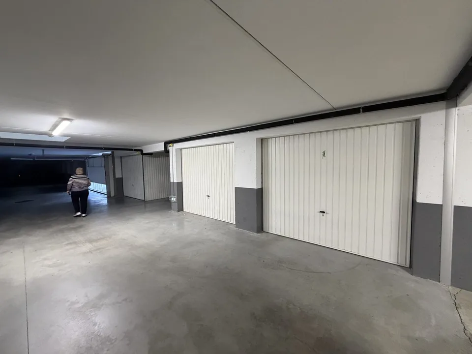 Hochwertige 2-Zimmer-Wohnung mit Terrasse, Garten und zwei Stellplätzen – Blotzheim (Frankreich) – Foto 13 von 14