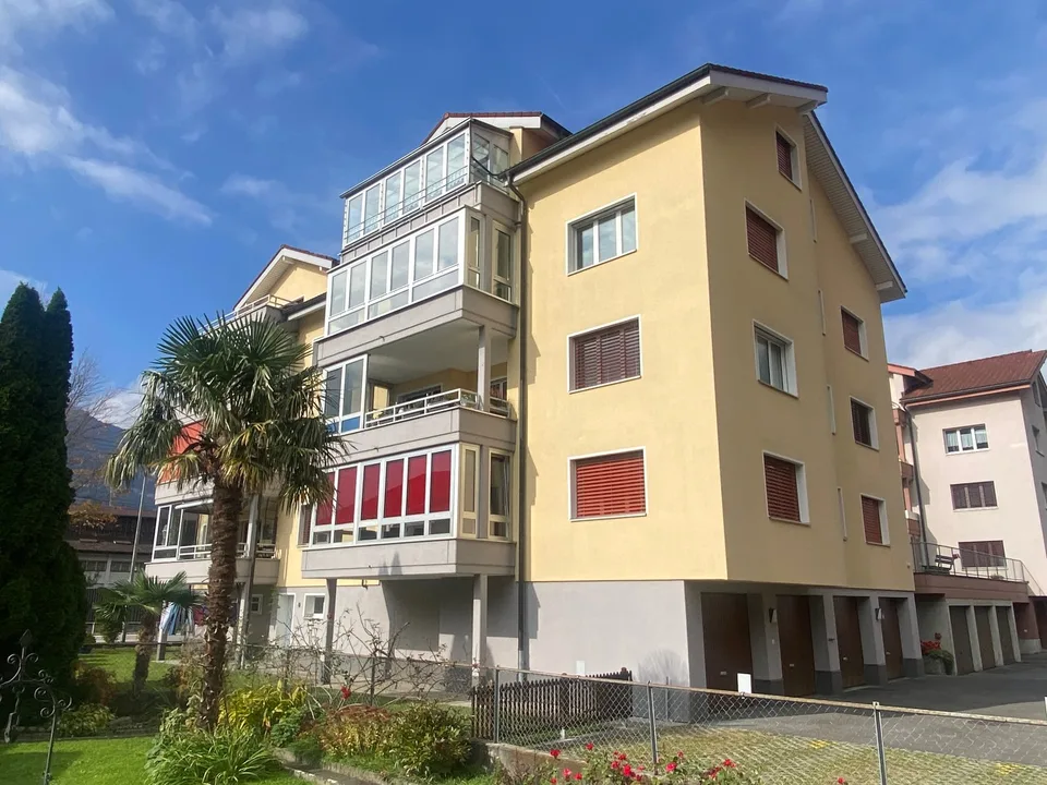 5.5-Zimmerwohnung mit Wintergarten in Flüelen