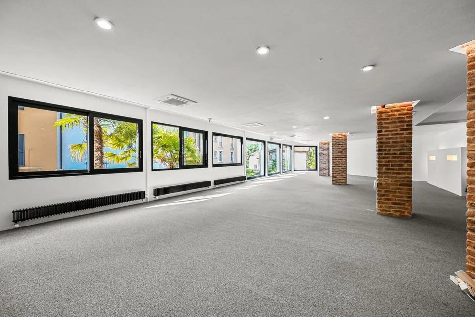 MONTREUX - SURFACE ADMINISTRATIVE DE 300 M2