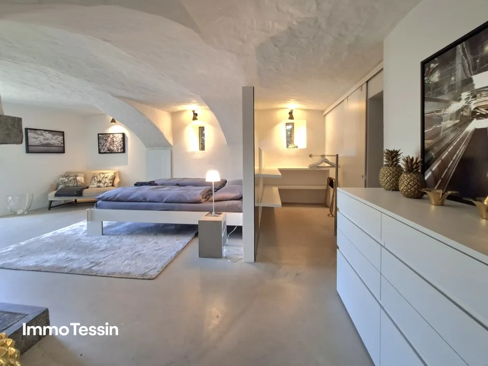 DESIGN RUSTICO: Absolutes Bijou Rustico der Extraklasse an wunderschöner Lage mit Terrasse und Blick auf den Lago Maggiore – Foto 10 von 13