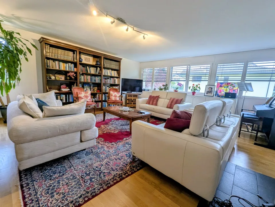 Magnifico appartamento di 6 locali di 169 m² in un quartiere residenziale ricercato a Colombier