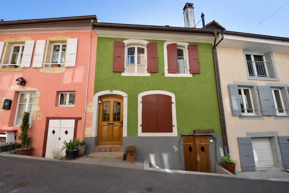 Orbe - Proprietà unica con due abitazioni e grande potenziale – foto 11 di 12