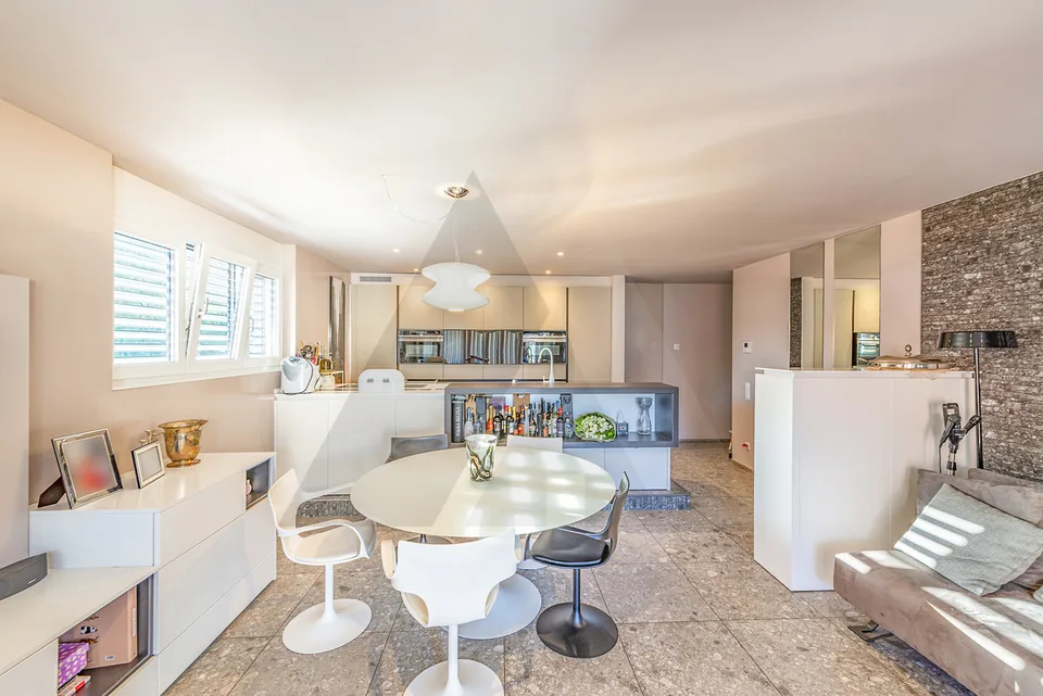 ELEGANTE APPARTAMENTO VICINO ALLA CITTÀ