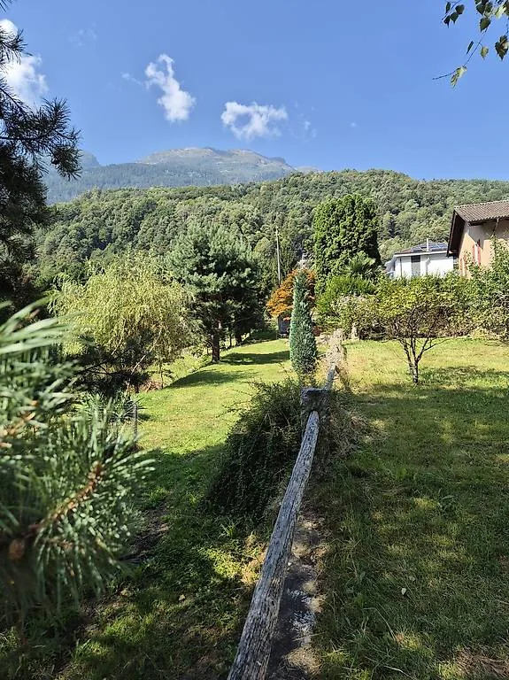 Acquarossa - Haus mit 7 Räumen und großem Grundstück – Foto 7 von 13