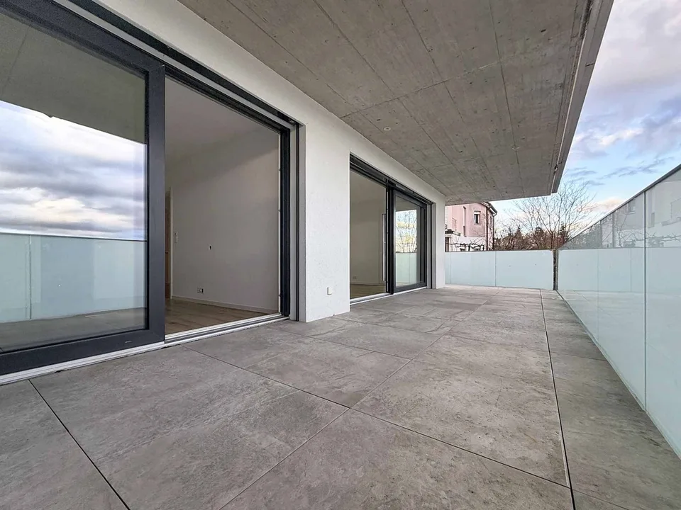 Duplex mit 4.5 Zimmern, Keller, Garten und Seeblick – Foto 9 von 13