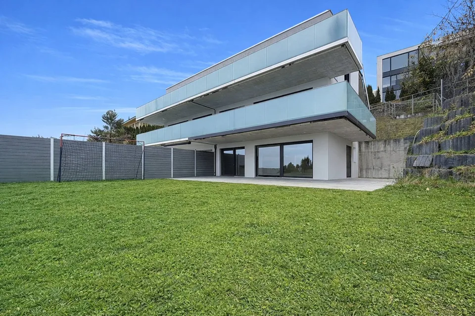 Duplex mit 4.5 Zimmern, Keller, Garten und Seeblick – Foto 10 von 13