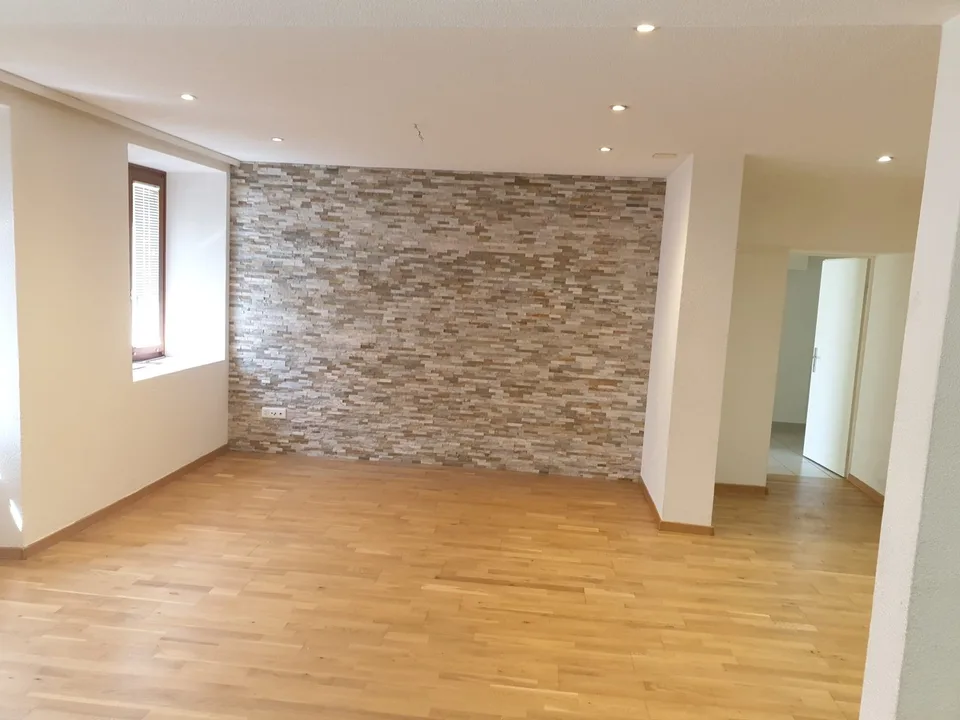 Immeuble de rendement - 7 appartements rénovés à Moutier