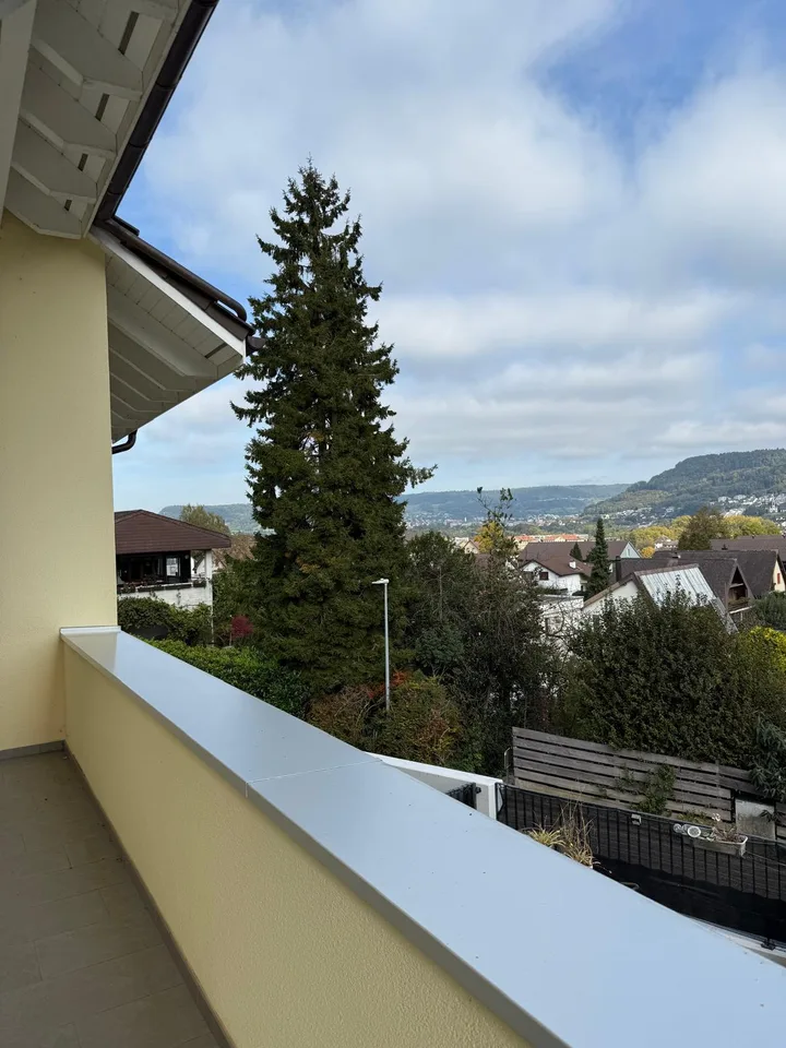 Zwei-Generationen-Haus an ruhiger Hanglange. – Foto 24 von 30