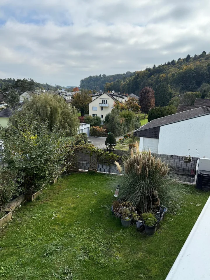 Zwei-Generationen-Haus an ruhiger Hanglange. – Foto 29 von 30