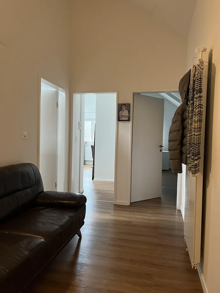 Zwei-Generationen-Haus an ruhiger Hanglange. – Foto 7 von 30
