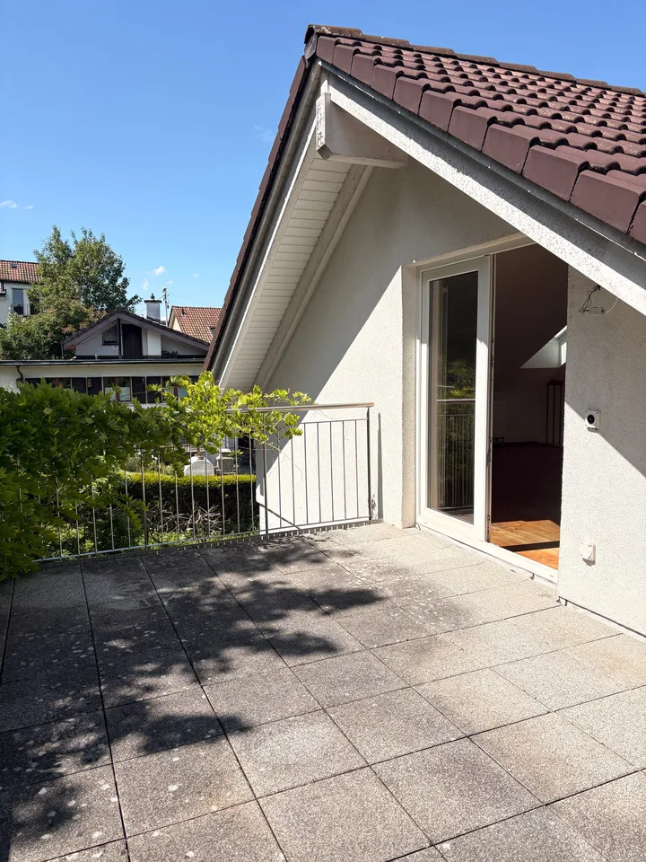 Charmantes 5.5-Zimmer-Zweifamilienhaus mit Garten im beliebten Triemliquartier – Foto 10 von 11