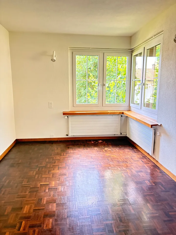 Charmantes 5.5-Zimmer-Zweifamilienhaus mit Garten im beliebten Triemliquartier – Foto 6 von 11