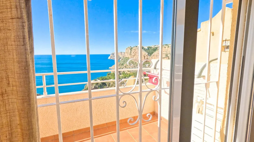 Appartamento con piscina?? Vista mare eccezionale pieno Sud!