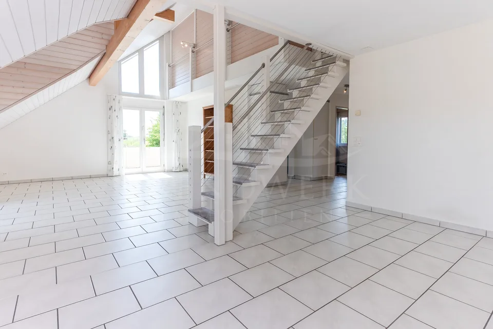 Offene 3.5-Zimmer-Duplexwohnung mit sonnigem Balkon in Gasel