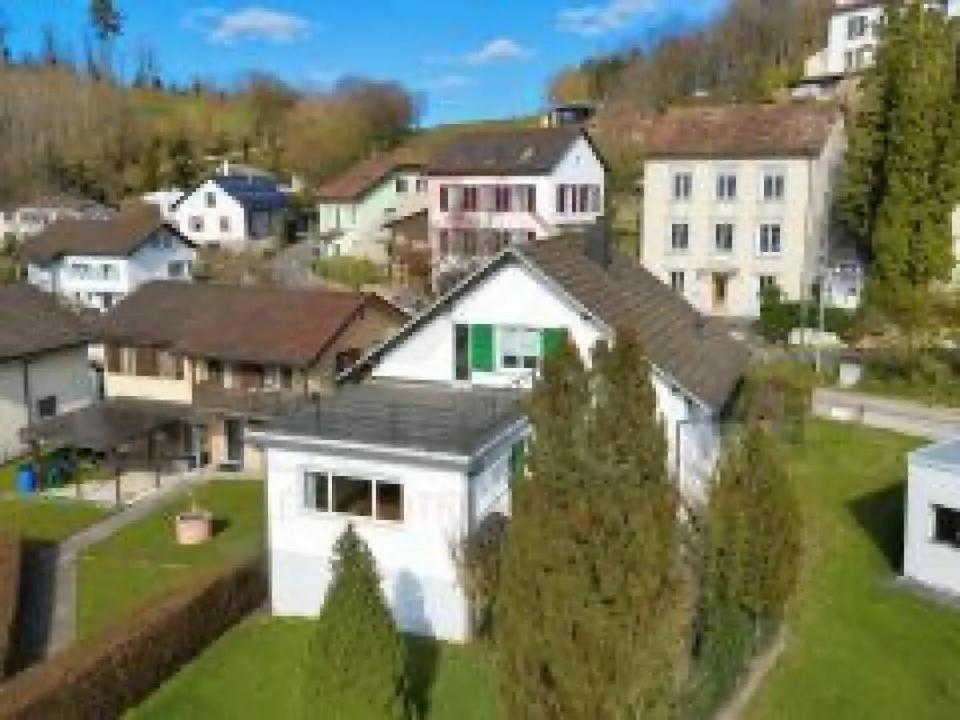 Maison de charme avec vue panoramique sur le château et deux belles terrasses