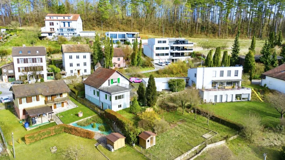 Haus mit Charme und Panoramablick auf das Schloss und zwei schönen Terrassen