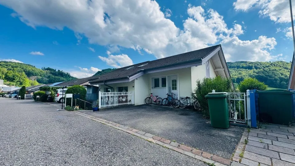 4.5-Zimmer-DEFH mit Hobbyraum, Garten & Ausbaupotenzial bis 6.5 Zimmer