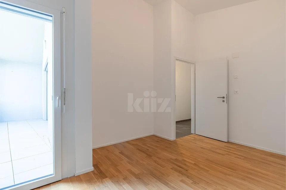 Schönes modernes Apartment mit zwei Balkonen – Foto 9 von 13